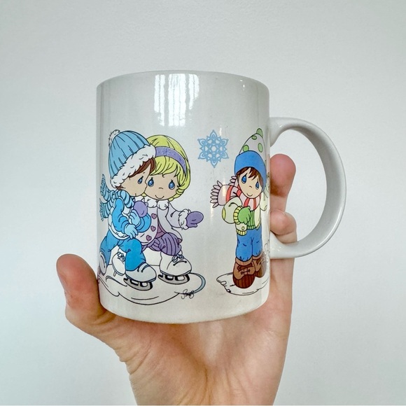 Precious Moments Other - Vintage 2009 Precious Moments Winter Ice Skating mug